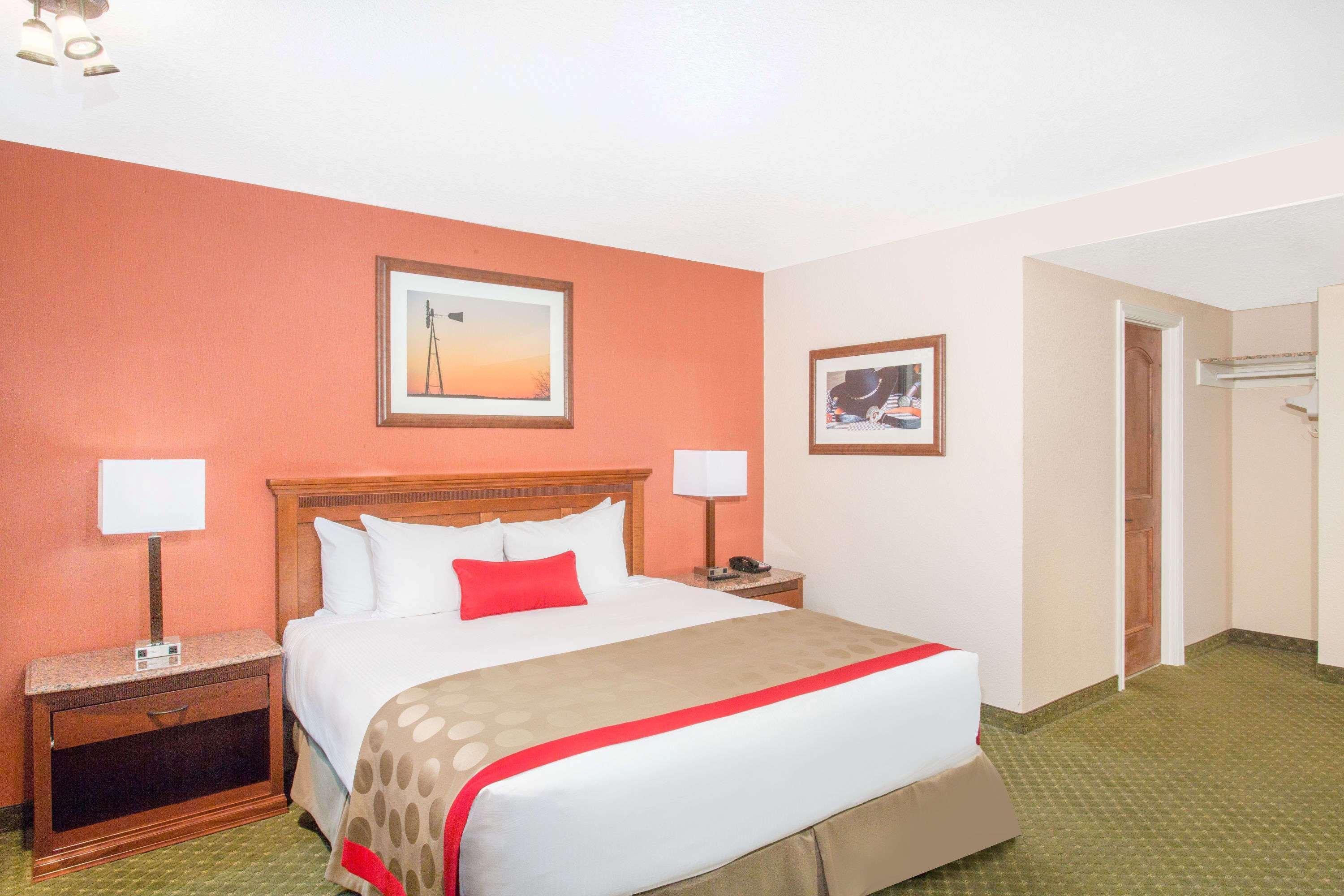 Ramada By Wyndham Elko Hotel At Stockmen'S Casino Екстер'єр фото