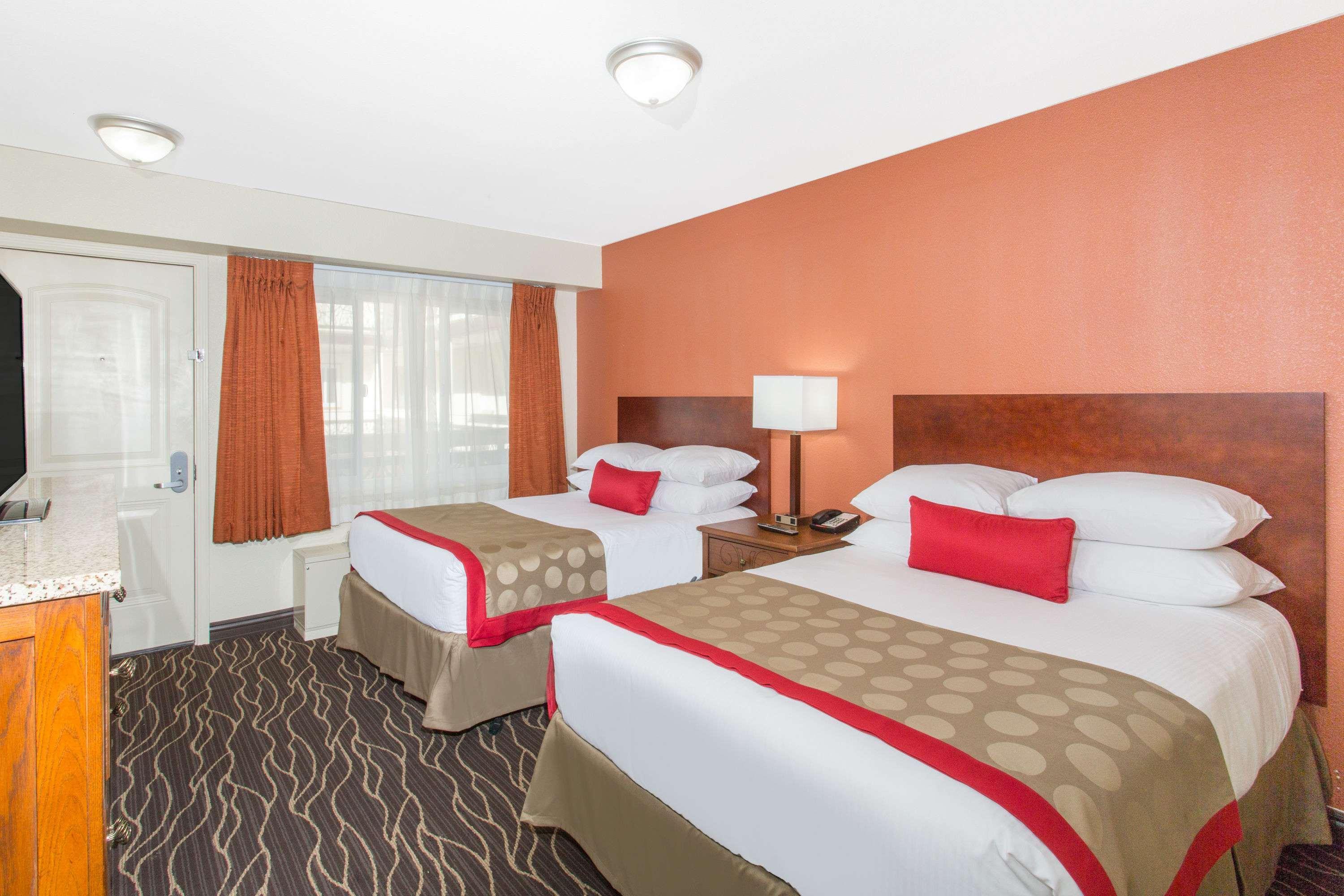 Ramada By Wyndham Elko Hotel At Stockmen'S Casino Екстер'єр фото