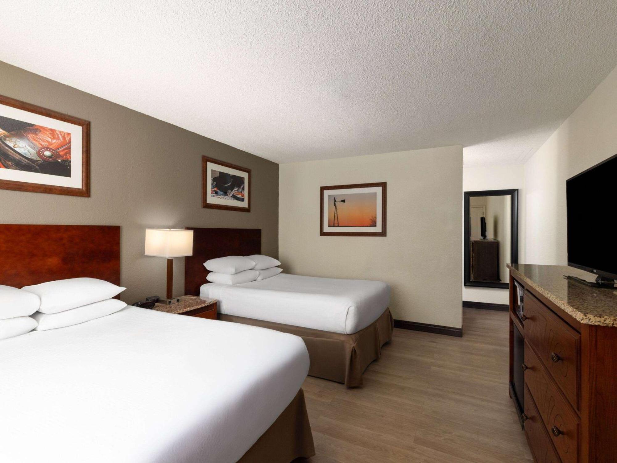 Ramada By Wyndham Elko Hotel At Stockmen'S Casino Екстер'єр фото