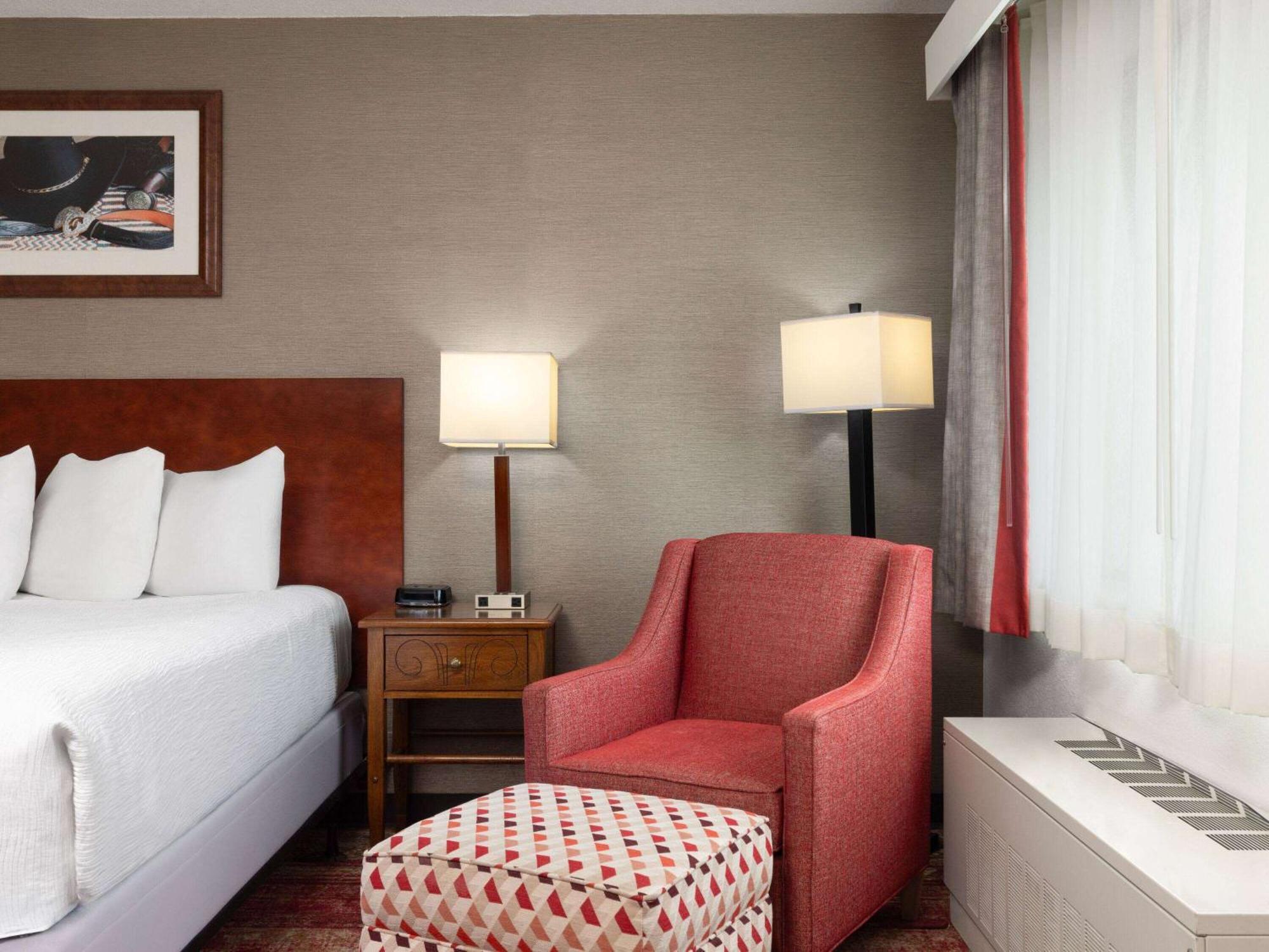 Ramada By Wyndham Elko Hotel At Stockmen'S Casino Екстер'єр фото