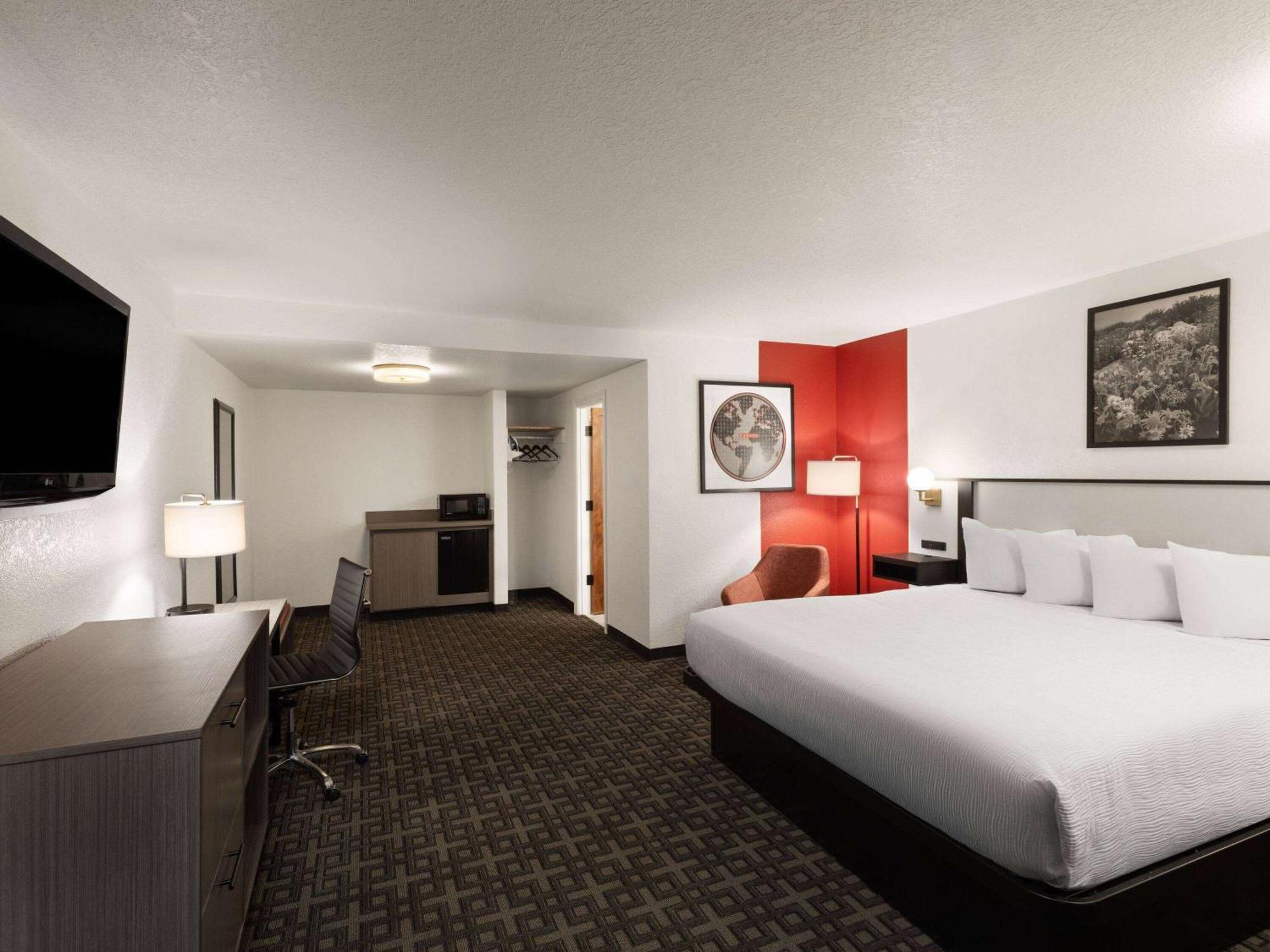 Ramada By Wyndham Elko Hotel At Stockmen'S Casino Екстер'єр фото