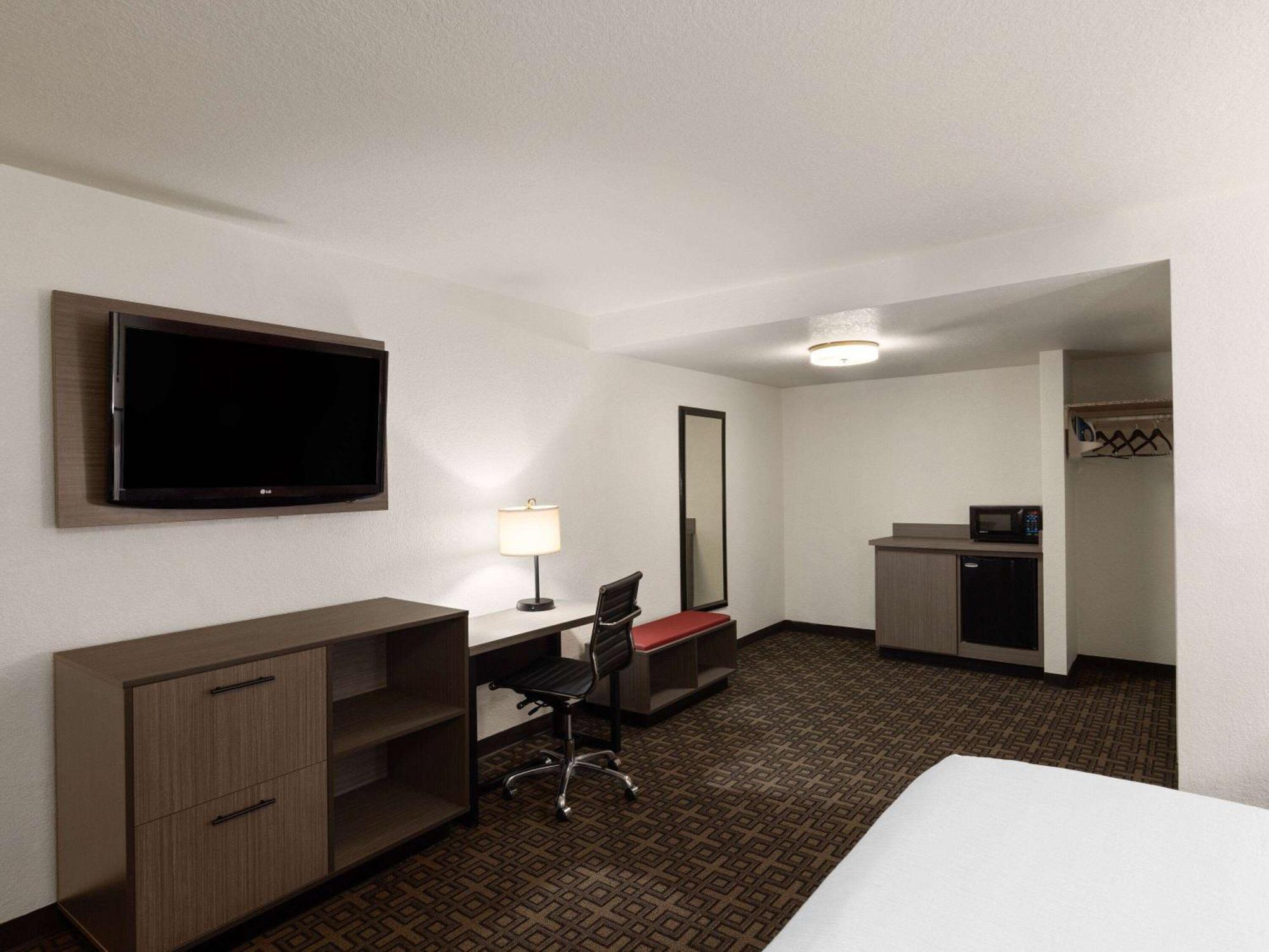 Ramada By Wyndham Elko Hotel At Stockmen'S Casino Екстер'єр фото
