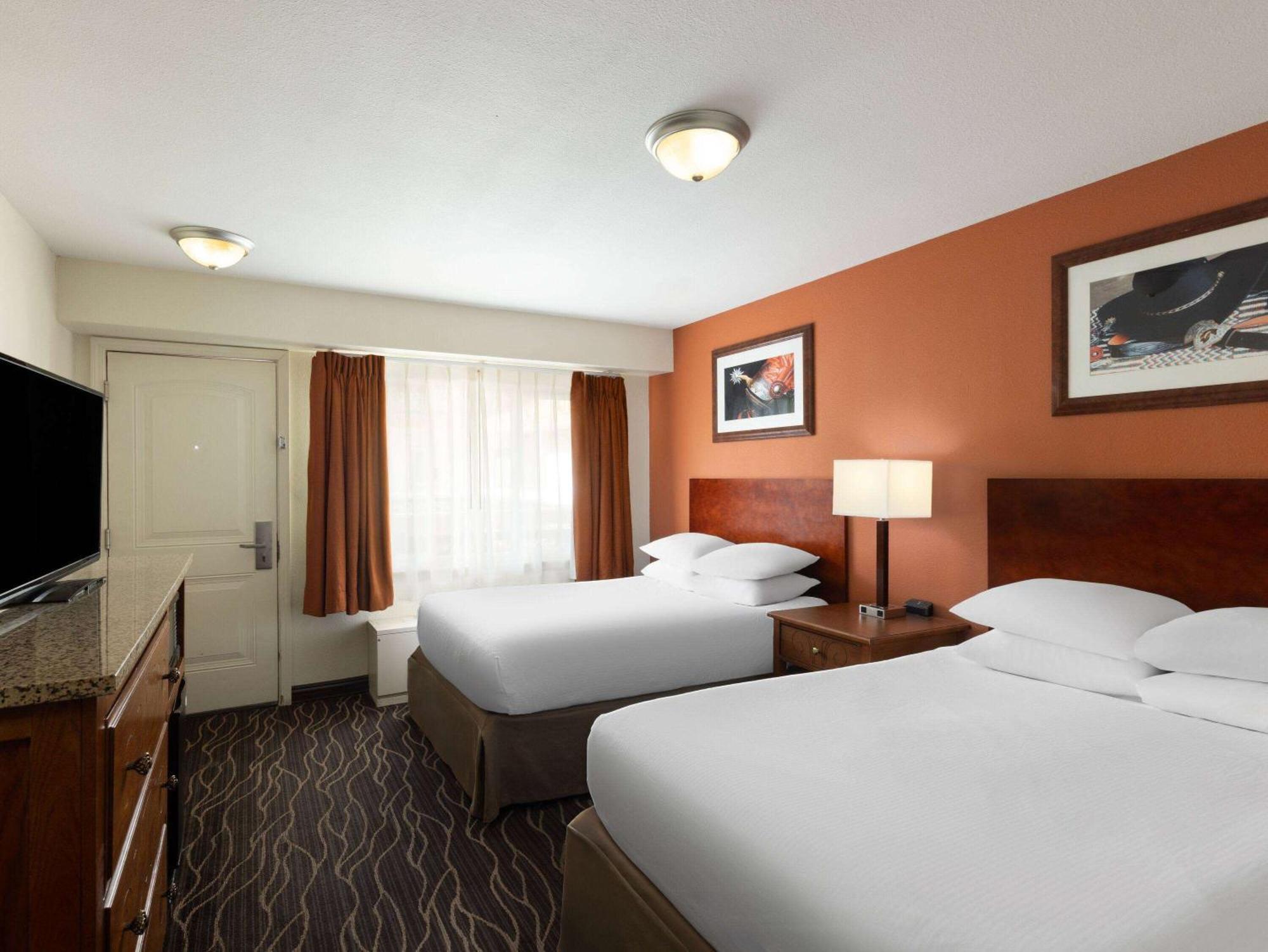 Ramada By Wyndham Elko Hotel At Stockmen'S Casino Екстер'єр фото