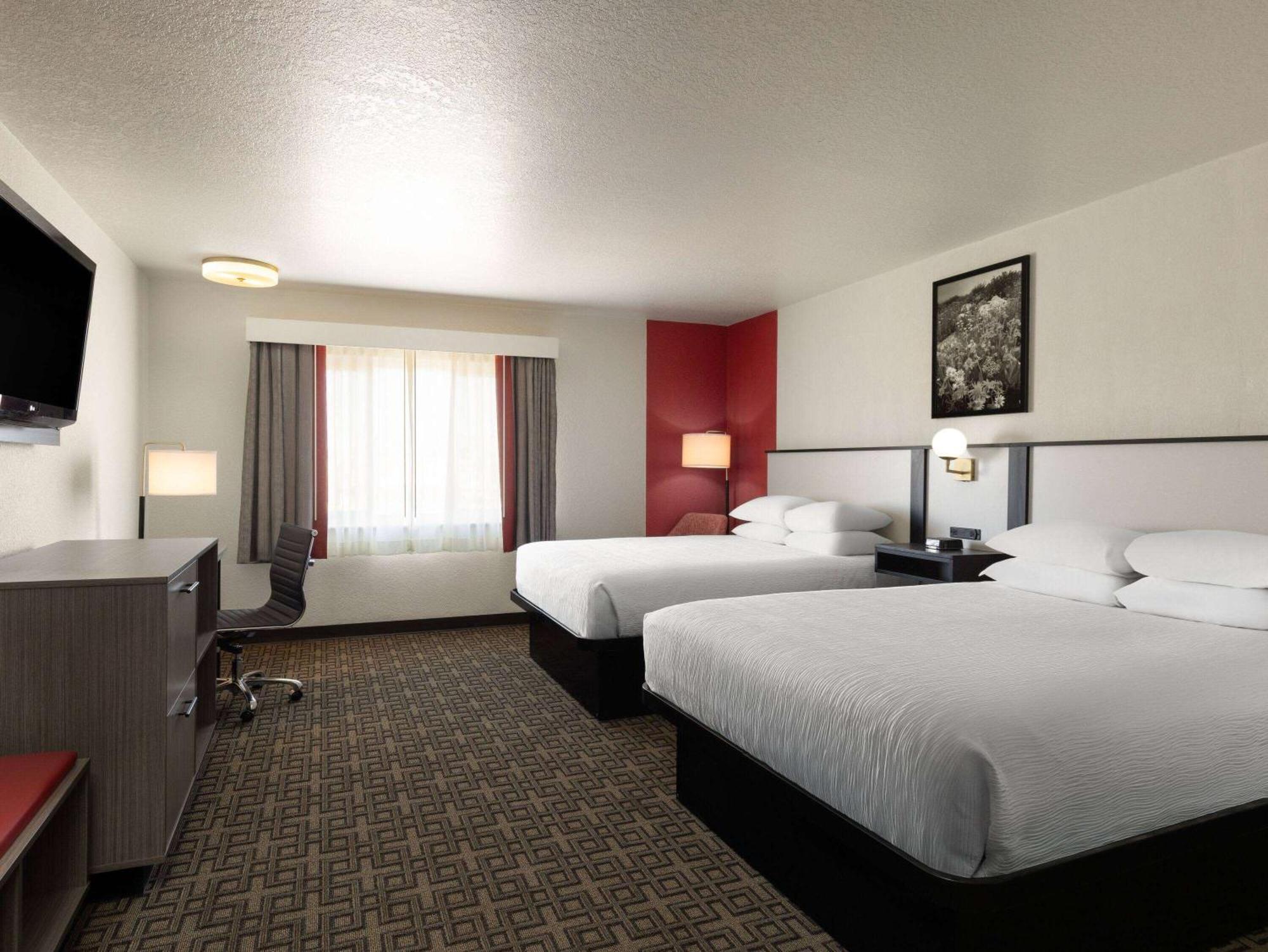 Ramada By Wyndham Elko Hotel At Stockmen'S Casino Екстер'єр фото
